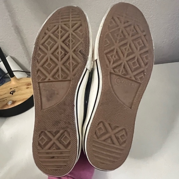 Converse | Gray Leather Black Chevron Women’s Sz 10 - Picture 3 of 6